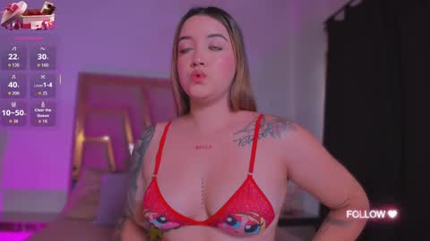 LUNA ROSE online show from October 10, 4:34 pm