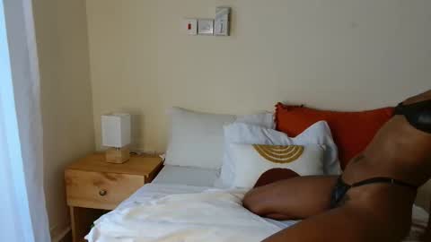 Karly    follow for next broadcast updates kisses online show from November 4, 12:54 pm