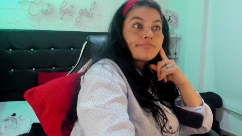 Angela 3 online show from December 16, 7:32 pm