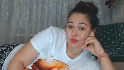 lustifulm online show from October 14, 6:43 pm