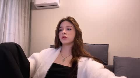 Adele online show from February 19, 8:36 am