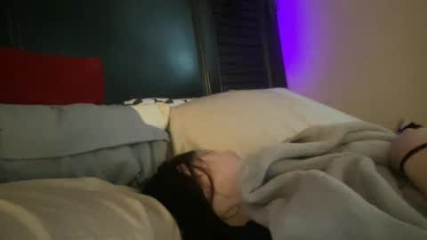 luvrxstarx online show from December 3, 9:28 pm