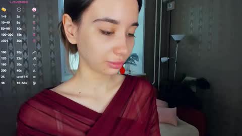 Eliza online show from November 23, 9:22 am