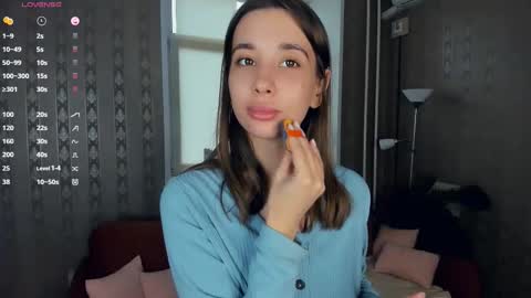 Eliza online show from November 19, 12:05 pm