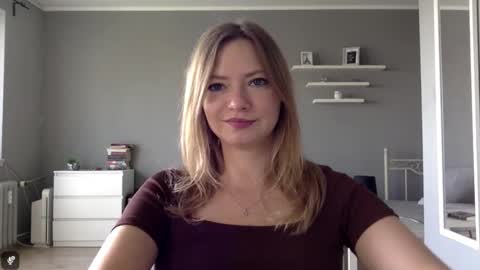 Millie online show from October 3, 1:49 pm