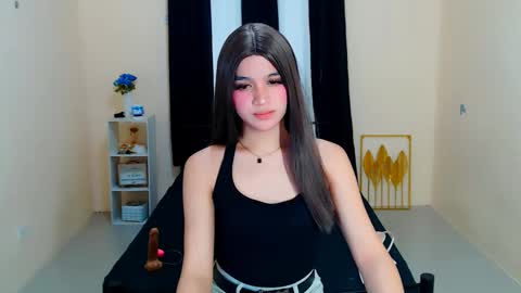 queen lux online show from September 26, 3:04 am