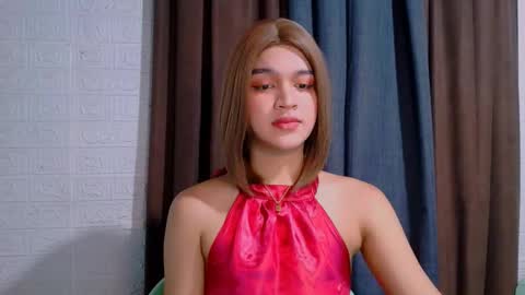 queen lux online show from March 27, 2:02 am