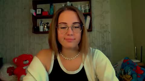 Katie online show from September 30, 9:15 am