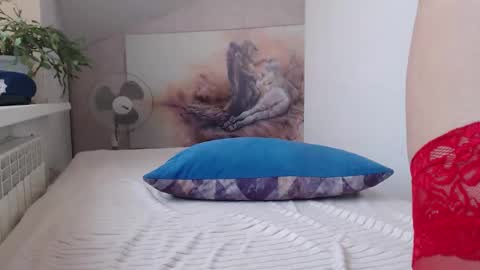 Laura online show from March 27, 7:21 am