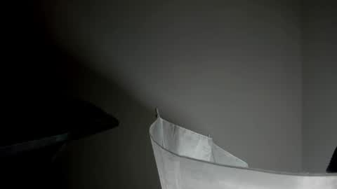 Lux online show from April 18, 6:32 pm