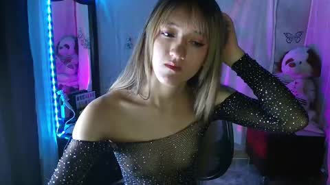 Call me Lia  online show from September 11, 11:38 pm