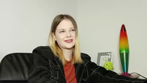 Lydia online show from October 9, 7:07 pm