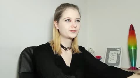 Lydia online show from September 17, 6:39 pm