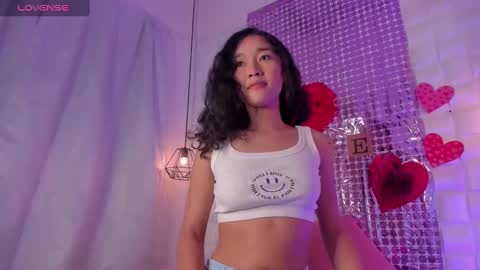 Lyhana Lee online show from February 15, 12:43 pm