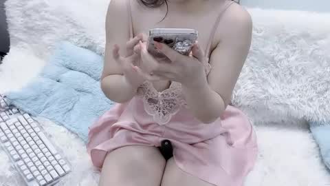 lyly_sweet97 online show from April 16, 11:40 pm