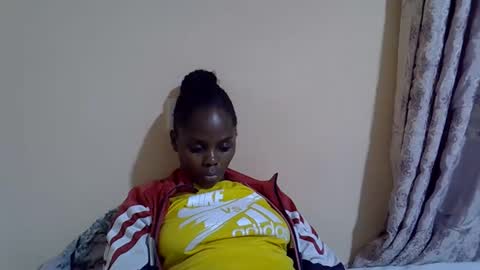 lyn_anna online show from October 17, 8:34 pm