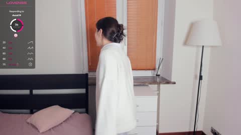 Lina online show from December 24, 6:33 am