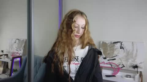 Kaicy online show from November 20, 6:14 am