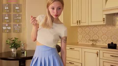 Hello there Im Eva3 Im new model here online show from September 20, 3:43 pm