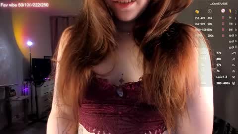 lynne_dawson online show from April 19, 6:10 pm