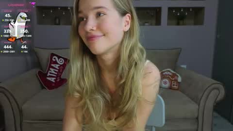 Lynn online show from December 20, 5:17 pm