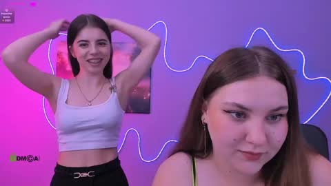 lyra_desire online show from June 3, 8:25 pm