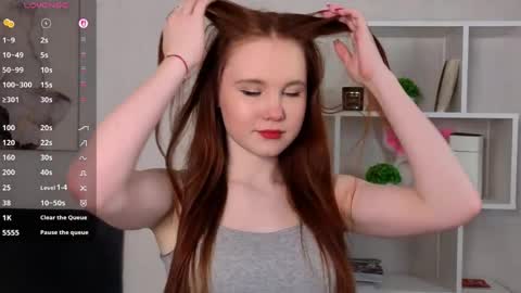 Holly online show from April 2, 3:20 pm