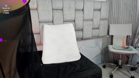 Carolina online show from March 11, 5:46 pm