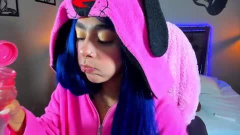 Maddie online show from January 18, 3:05 pm