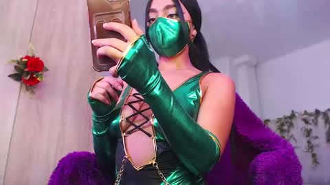 Maddie online show from October 9, 3:38 pm