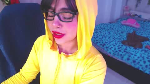 Maddie online show from October 11, 3:59 pm