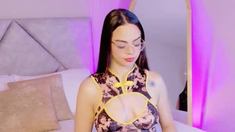 Maddison online show from March 13, 9:27 pm