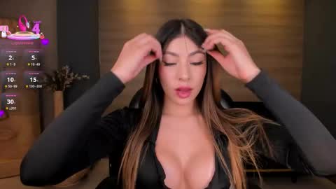 Maddison online show from November 26, 7:59 pm