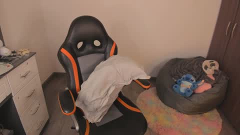 madelaine_taylor online show from September 30, 5:51 pm