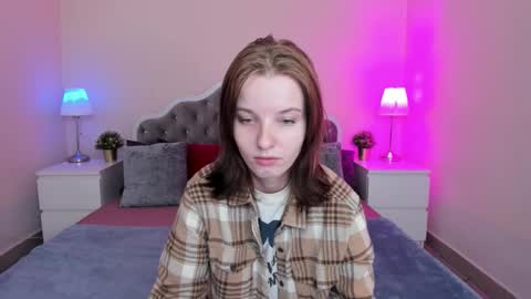 madelaines online show from September 13, 9:39 am