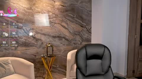 Madeline online show from April 15, 8:59 am