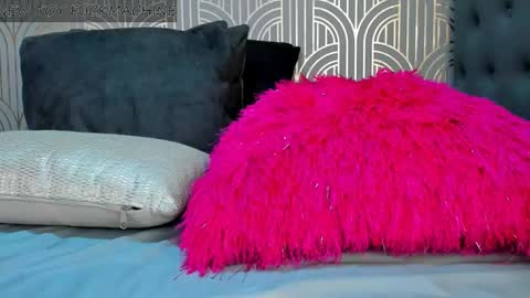   online show from January 11, 2:30 am