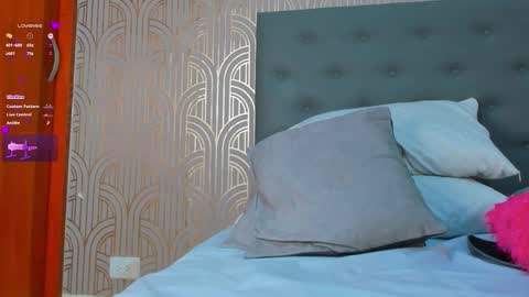   online show from December 21, 12:15 am