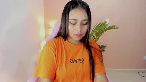 madison montes online show from September 25, 1:04 am