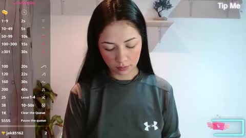 Madison Cambel online show from December 5, 9:50 am