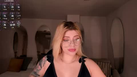 Madison Kane online show from March 22, 11:16 am