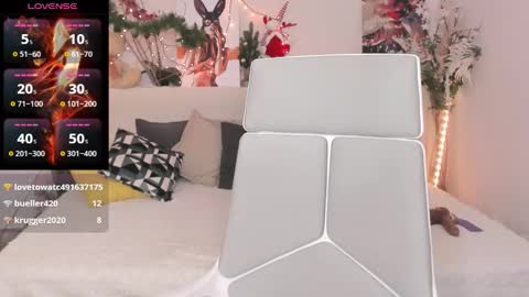 Madisson online show from December 19, 2:48 am