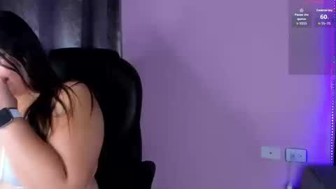 madissonlee__ online show from September 19, 9:58 pm