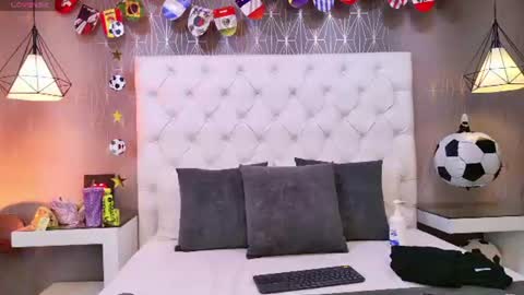 MadissonPayton online show from July 11, 5:02 pm