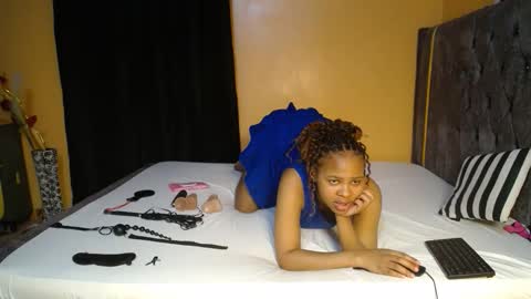 PENDO AND VIV online show from October 27, 5:08 pm