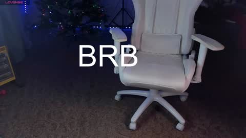 Maevee online show from January 30, 10:19 am