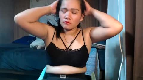 mages_1995 online show from July 13, 1:17 am