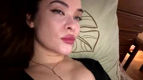 magggg658318 online show from April 1, 1:41 pm