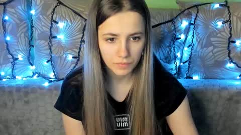 Maggie online show from February 25, 5:19 am