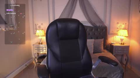   online show from February 25, 8:21 pm